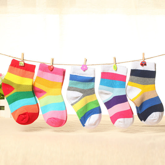 Chaussettes pour enfants en coton peigné à rayures arc-en-ciel avec dessus non contraignant