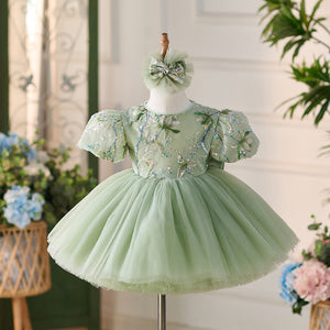 Robe verte de fête